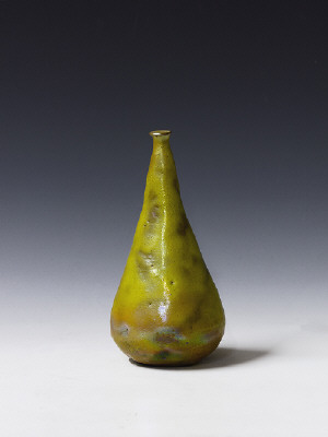 Artist: Beatrice Wood, Title: Yellow Gold Lustre Bottle, c. 1960 - click for larger image