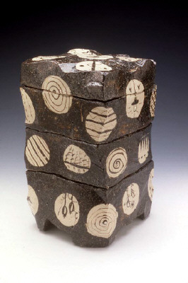 Artist: Goro Suzuki, Title: Oribe Stacked Boxes, 1999 - click for larger image