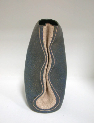 Artist: Gustavo Prez, Title: Vase (05-357), 2005 - click for larger image