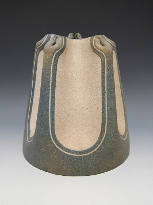 Artist: Gustavo Prez, Title: Vase (06-331), 2006 - click for larger image
