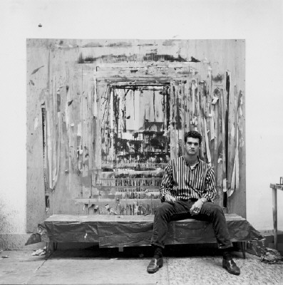 Artist: Larry Bell, Title: Photo by Jerry McMillan, 1962,  Courtesy of the Craig Krull Gallery - click for larger image