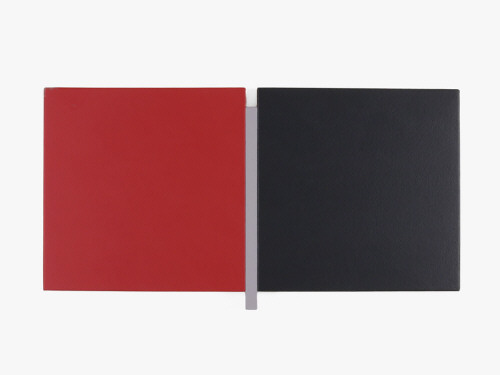 Artist: Scot Heywood, Title: Un Deux Trois Red, Gray, Black, 2006 - click for larger image