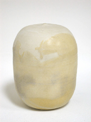 Artist: Toshiko Takaezu, Title: Form Yellow, 1995  - click for larger image